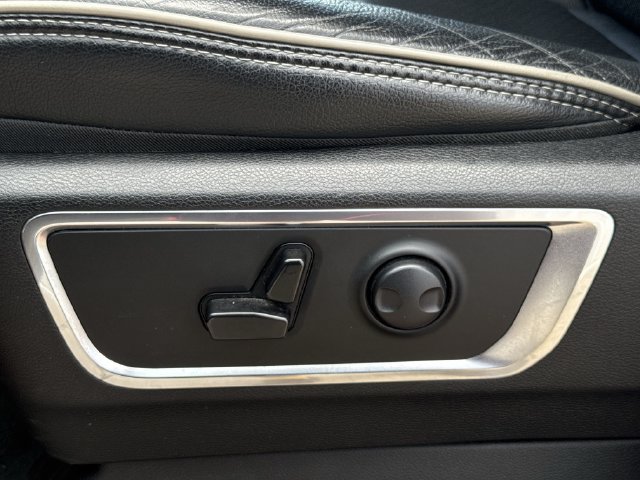 Used 2024 RAM 1500 Laramie AWD/4WD image 26