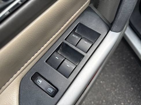 Used 2011 Ford Edge SEL w/ 201A Rapid Spec Order Code FWD image 25