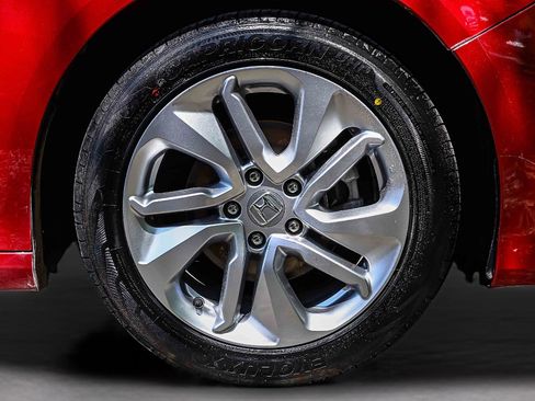 Used 2019 Honda Accord LX image 27