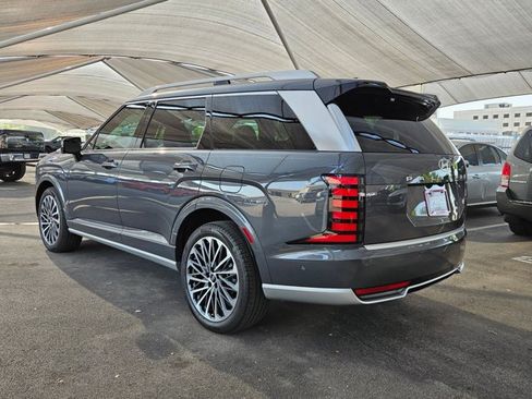 Certified 2026 Hyundai Palisade Calligraphy FWD image 8