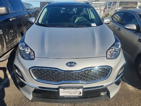 Used 2022 Kia Sportage EX image 2