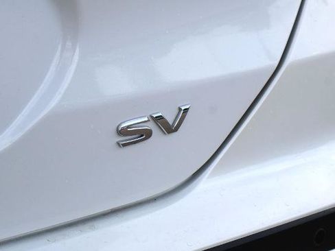 Certified 2024 Nissan Kicks SV FWD image 8