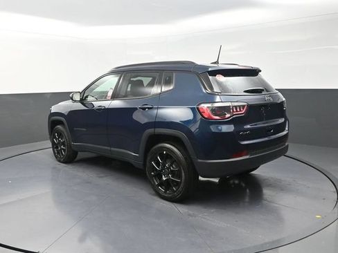 New 2026 Jeep Compass Latitude AWD/4WD image 7