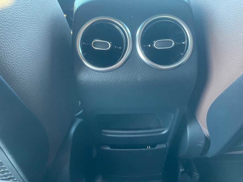 Certified 2025 Mercedes-Benz GLA 250 image 26