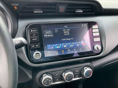 Certified 2024 Nissan Kicks SV image 31