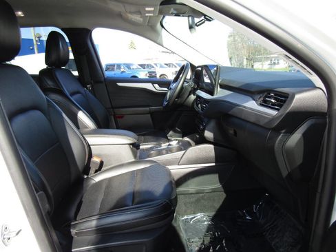 Used 2024 Ford Escape Platinum AWD/4WD image 23