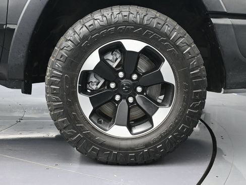 Used 2023 RAM 1500 Big Horn RWD image 9