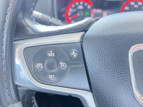 Used 2015 GMC Canyon SLT image 21