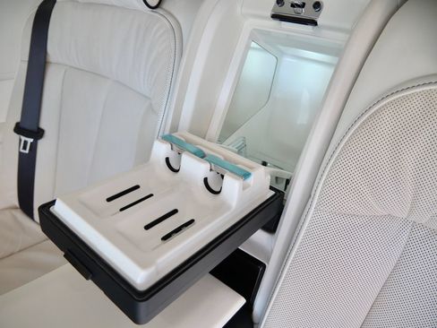 Certified 2022 Rolls-Royce Phantom Extended Wheelbase w/ The Phantom Package RWD image 20