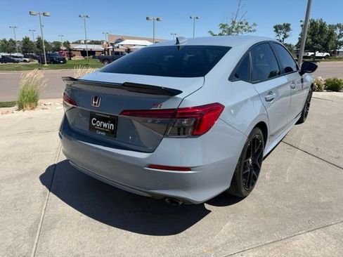 Used 2024 Honda Civic Si image 9