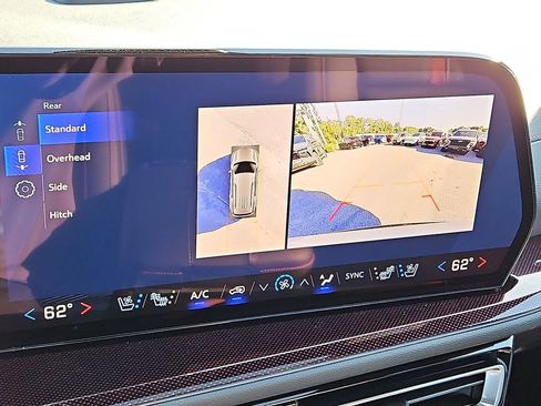 New 2026 Chevrolet Traverse RS image 16