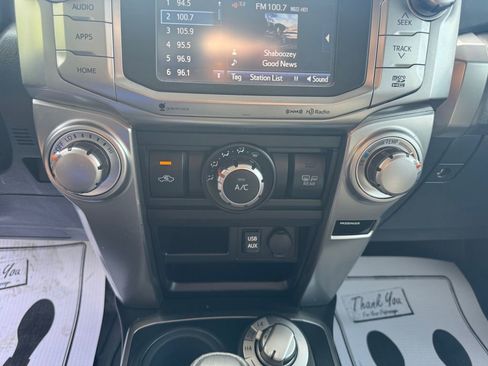 Used 2019 Toyota 4Runner SR5 AWD/4WD image 19