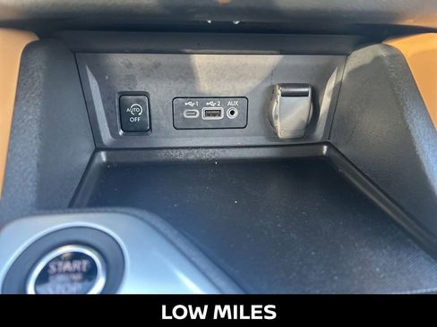 Certified 2025 Nissan Sentra SV w/ SV Premium Package image 16