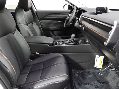 New 2026 MAZDA CX-50 AWD 2.5 Hybrid w/ Premium Pkg image 16