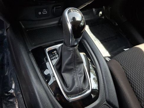 Certified 2022 Nissan Rogue Sport S image 15