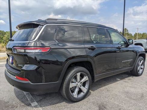 Certified 2021 Jeep Grand Cherokee L Limited image 24