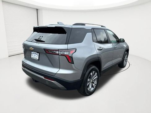 New 2026 Chevrolet Equinox LT w/ Convenience Package II AWD/4WD image 5