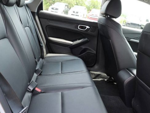 Used 2024 Acura Integra image 16