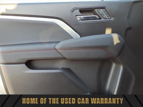 Used 2023 Chevrolet Colorado Z71 w/ Z71 Convenience Package 2 image 12