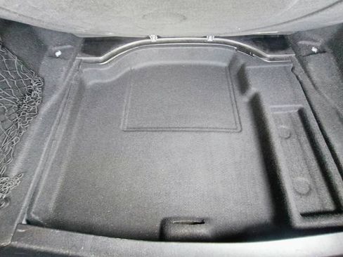 Used 2013 Mercedes-Benz E 350 Sedan image 76