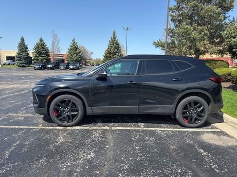 Used 2023 Chevrolet Blazer LT image 6