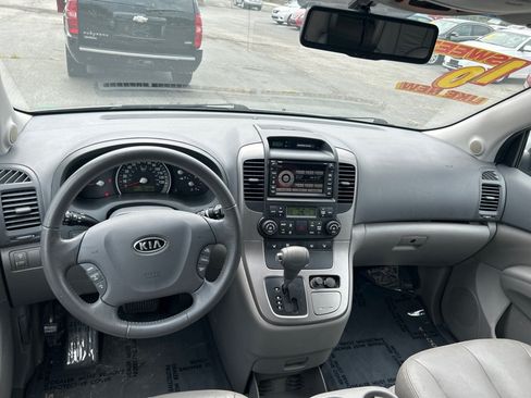 Used 2010 Kia Sedona EX w/ Luxury Pkg FWD image 15