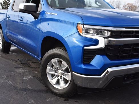 Used 2023 Chevrolet Silverado 1500 LT w/ Protection Package image 3