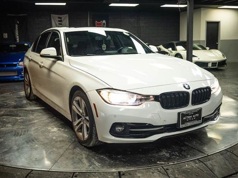 Used 2016 BMW 328i Sedan RWD image 5