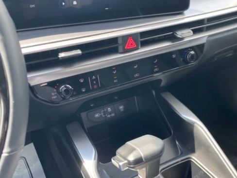 Used 2026 Kia Sorento LX image 19