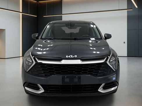 Used 2023 Kia Sportage LX FWD image 4