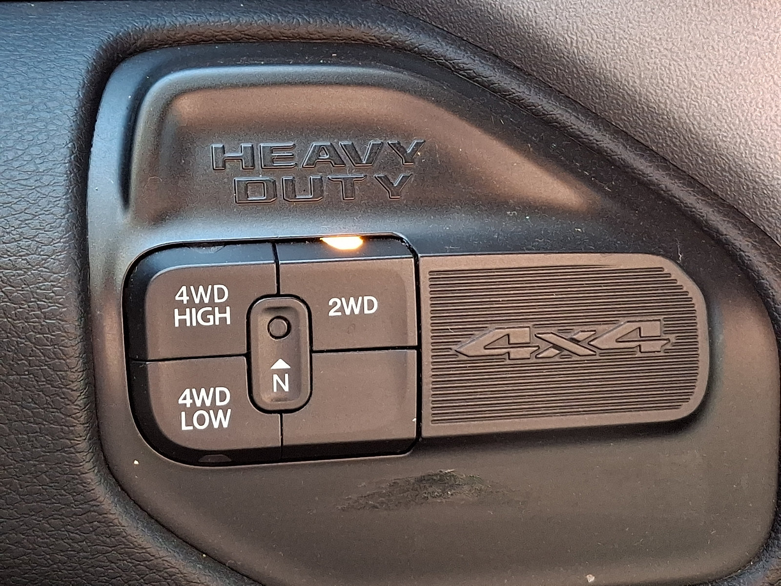 Used 2022 RAM 3500 Big Horn w/ Night Edition AWD/4WD image 24