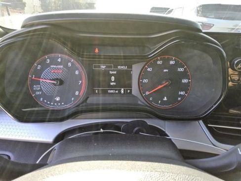 Used 2025 Chevrolet Trax RS w/ Driver Confidence Package FWD image 4