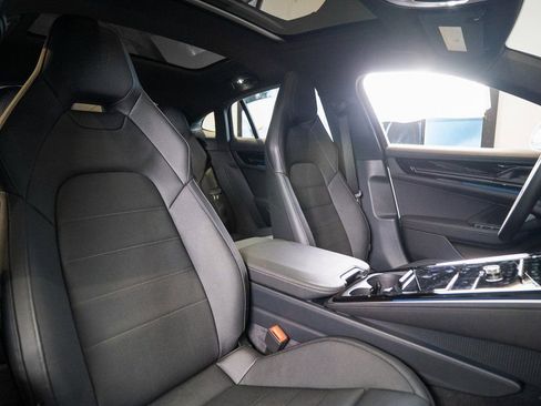 New 2026 Porsche Panamera 4 image 18