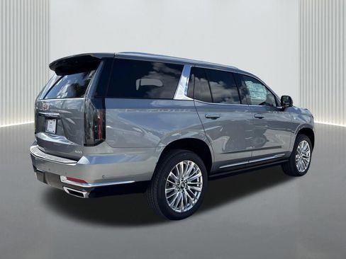 New 2026 Cadillac Escalade Luxury image 4