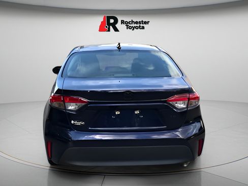 Certified 2024 Toyota Corolla LE FWD image 3