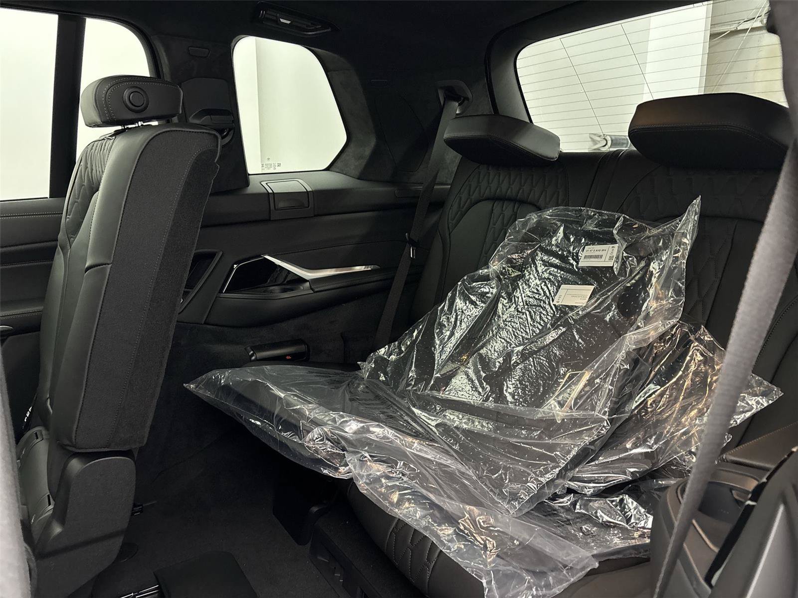 New 2026 BMW X7 M60i AWD/4WD image 30