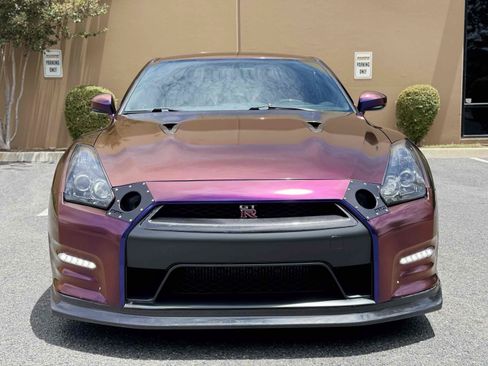 Used 2014 Nissan GT-R Premium w/ Premium Interior Package AWD/4WD image 3