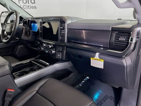 New 2026 Ford F350 Lariat w/ Black Appearance Package image 30
