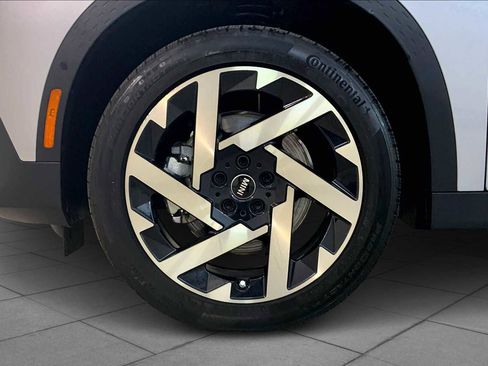 Used 2025 MINI Cooper Countryman SE image 10