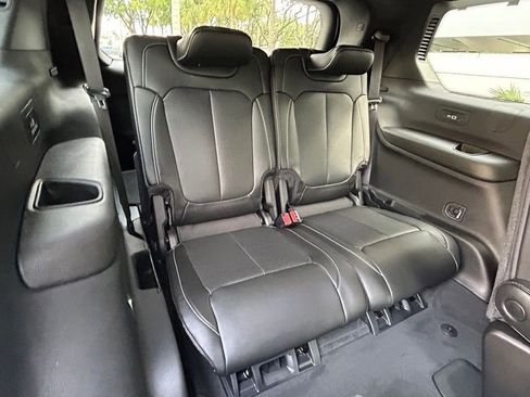 New 2025 Jeep Grand Cherokee L Limited w/ Luxury Tech Group II image 28