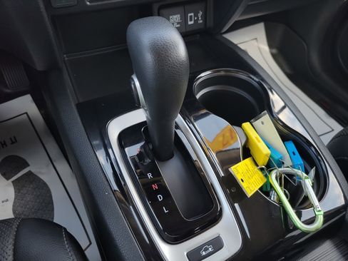 Used 2017 Honda Ridgeline RTL-E image 26