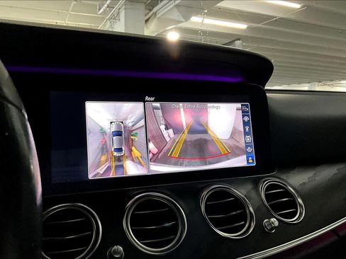 Used 2019 Mercedes-Benz E 300 image 26