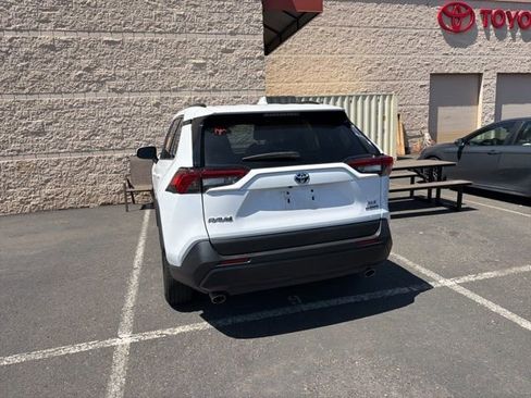 Certified 2024 Toyota RAV4 XLE AWD/4WD image 9