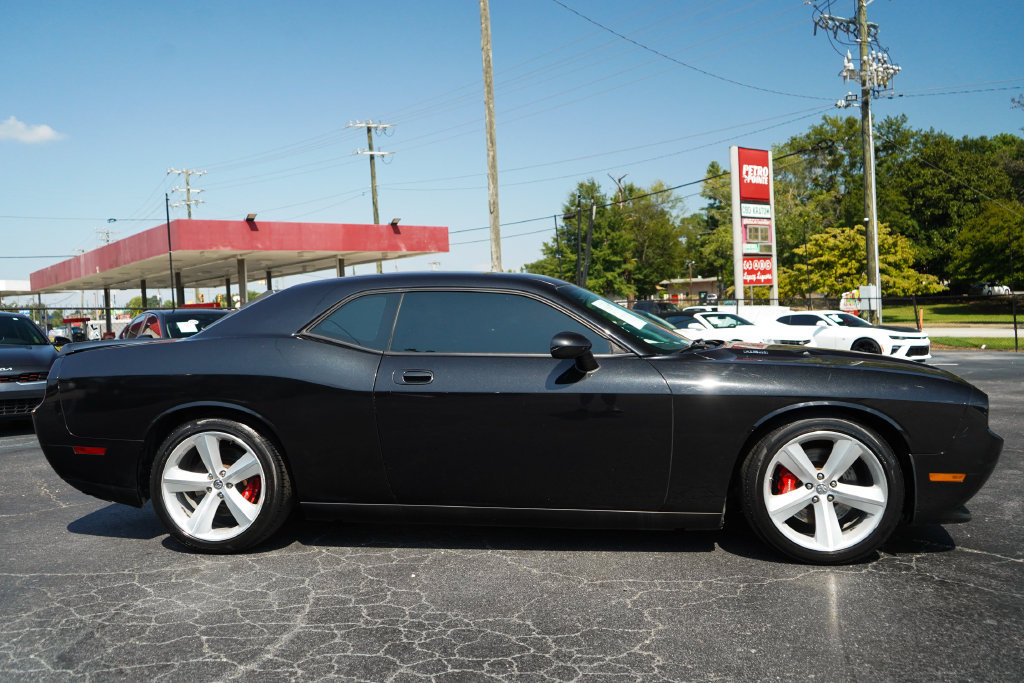 Used 2008 Dodge Challenger SRT8 RWD image 2