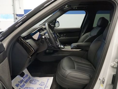 Used 2024 Land Rover Range Rover Sport SE AWD/4WD image 14