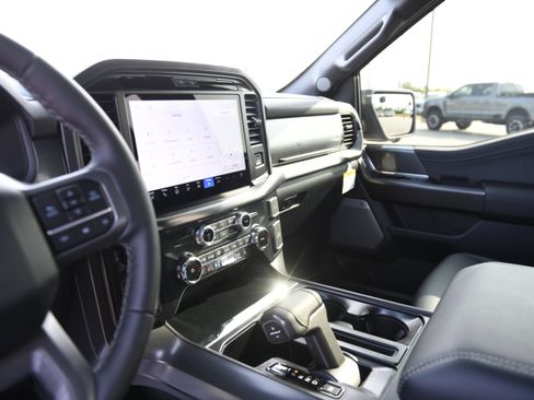 New 2026 Ford F150 Lariat AWD/4WD image 16