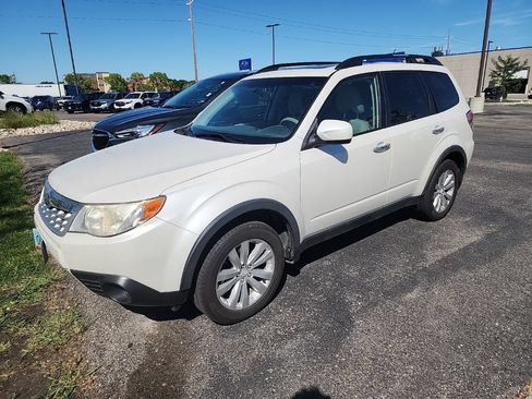 Used 2012 Subaru Forester 2.5X Premium AWD/4WD image 12