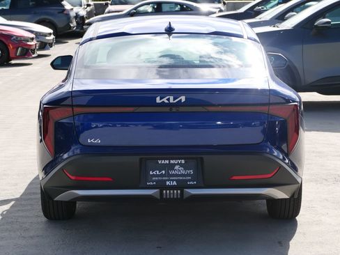 New 2025 Kia K4 LXS image 5