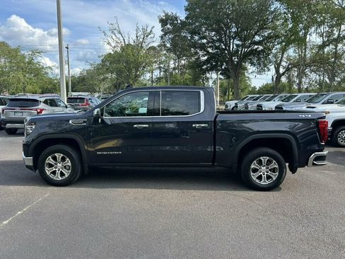 Used 2025 GMC Sierra 1500 SLT AWD/4WD image 2