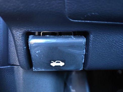 New 2026 Nissan Kicks SV image 30